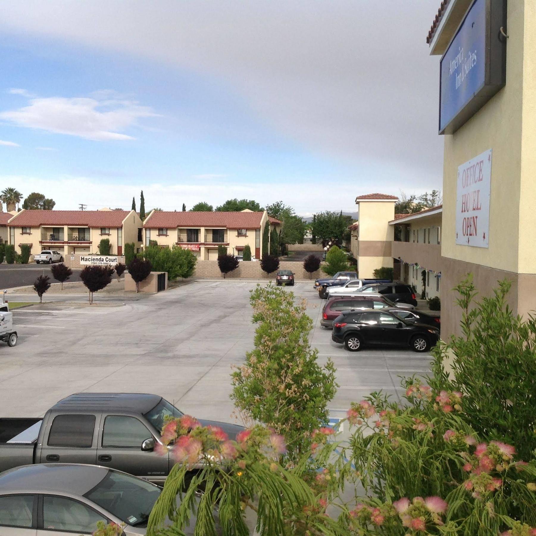 America Inn & Suites Ridgecrest Kültér fotó
